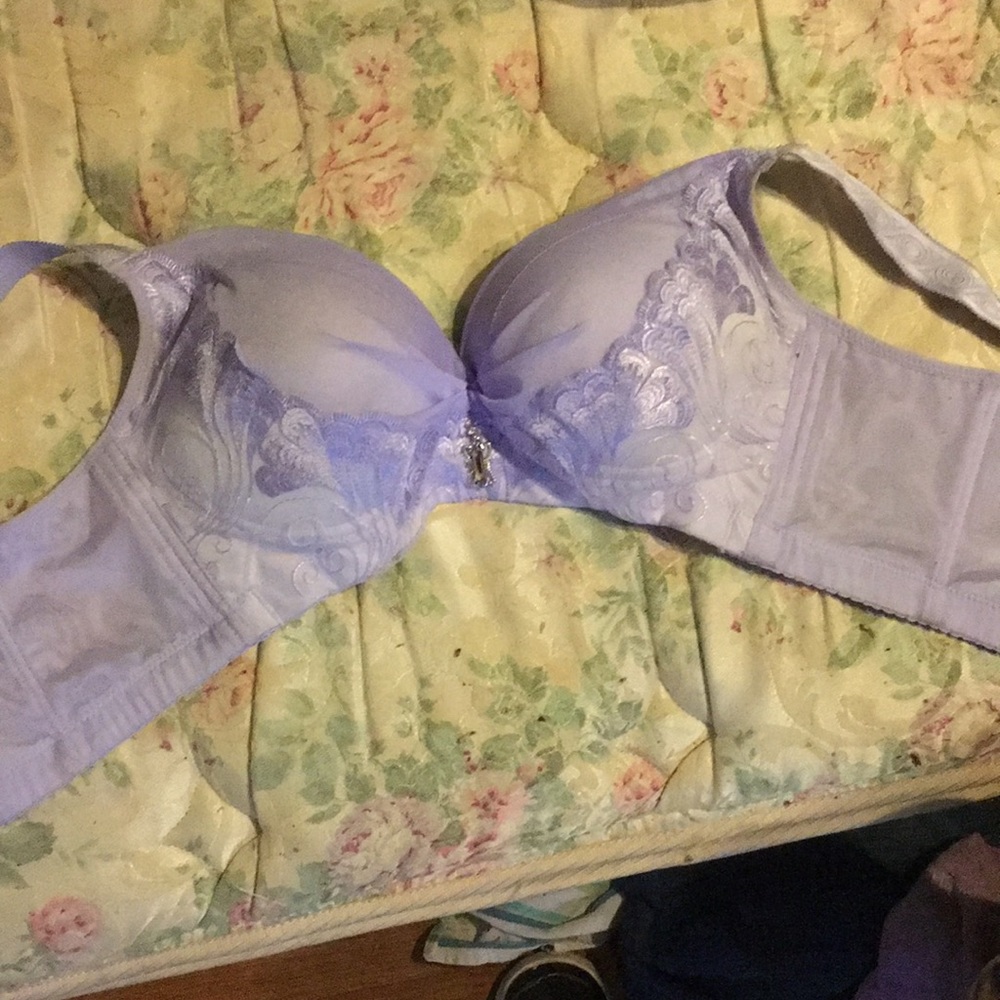 Never worn, pushup bra size with purple lace
